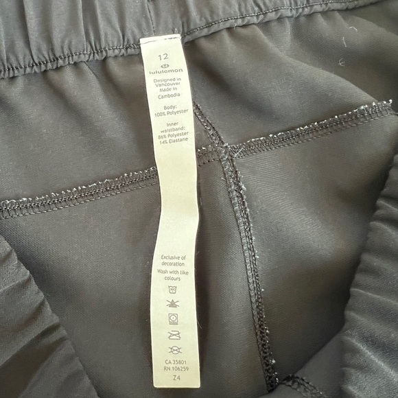 Lululemon On The Fly Black Pant 27"  W5BPMS Size 12 - Picture 3 of 7